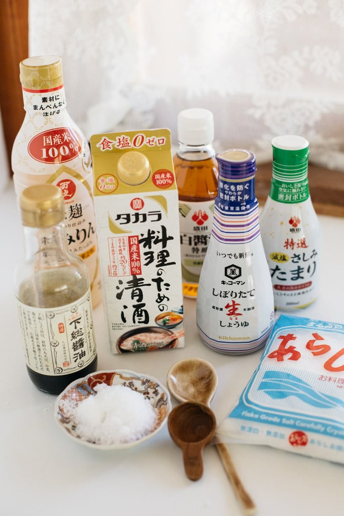 SPICES & SEASONINGS