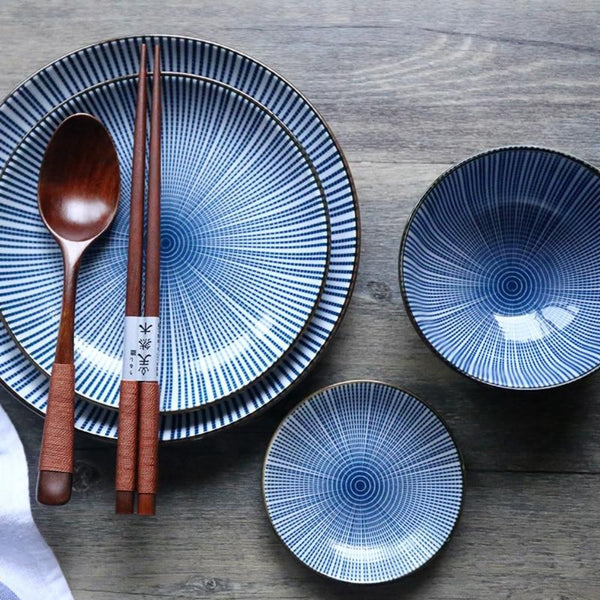 PLATES & BOWLS