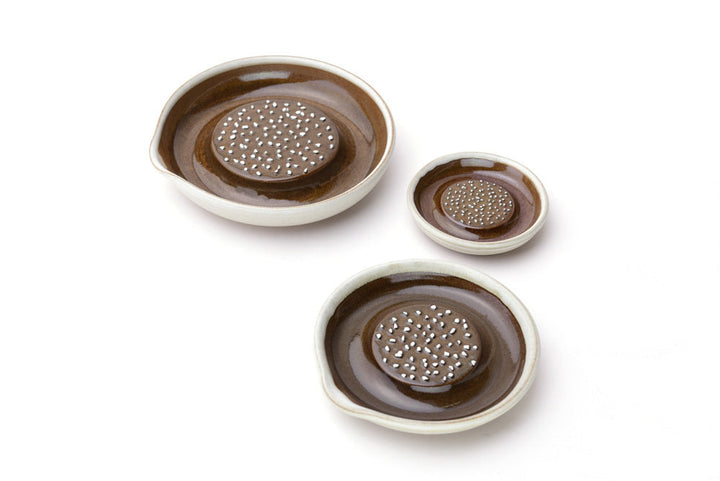 Japanse Rasp Keramiek Bord Groot 18,5x19x3,9cm